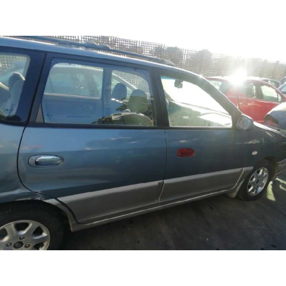 kia carens del año 2002