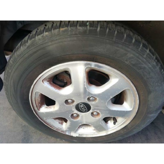 kia carens del año 2002