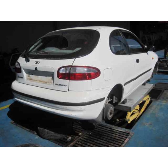 daewoo lanos del año 1999