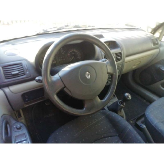 renault clio ii fase ii (b/cb0) del año 2002