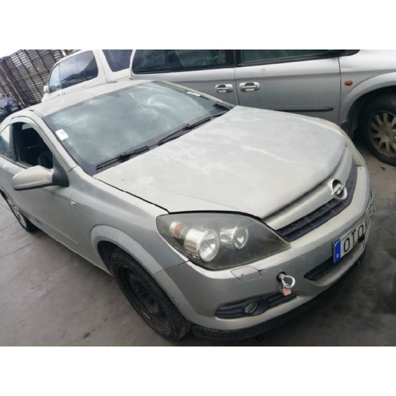 opel astra gtc del año 2005