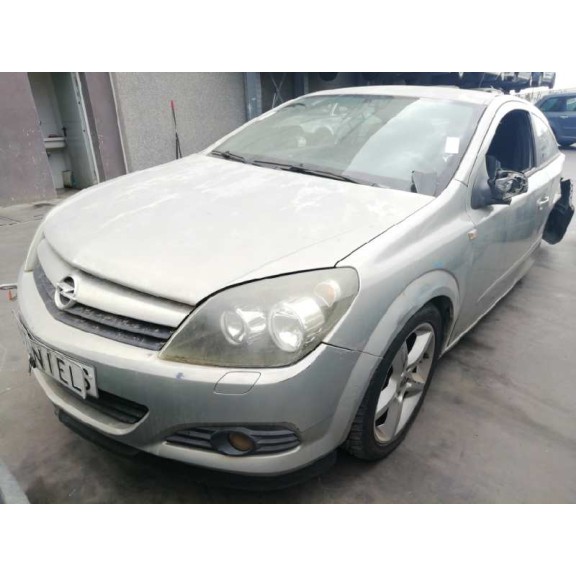 opel astra gtc del año 2005