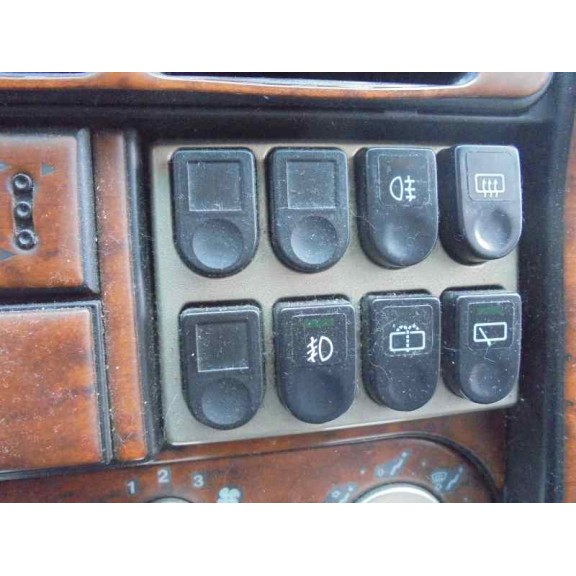 tata safari del año 2002