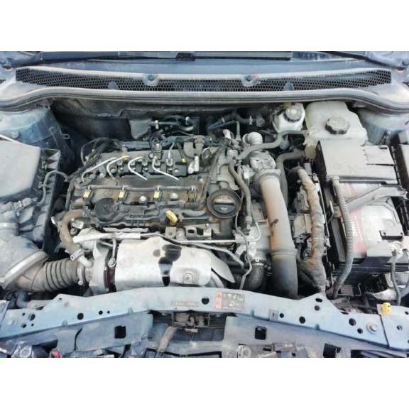 opel astra j lim. del año 2015