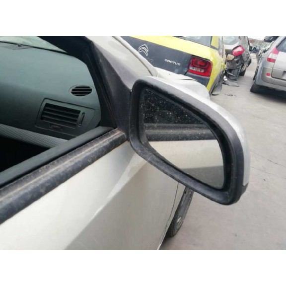 opel astra gtc del año 2005