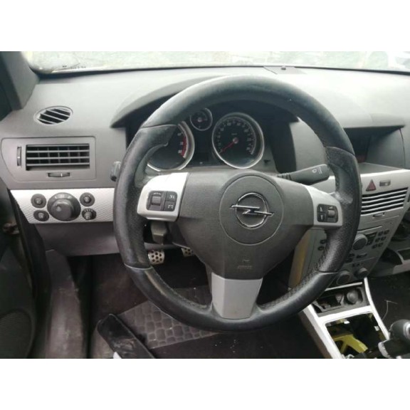 opel astra gtc del año 2005