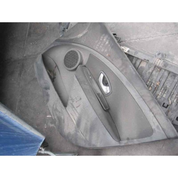 renault megane iii berlina 5 p del año 2013