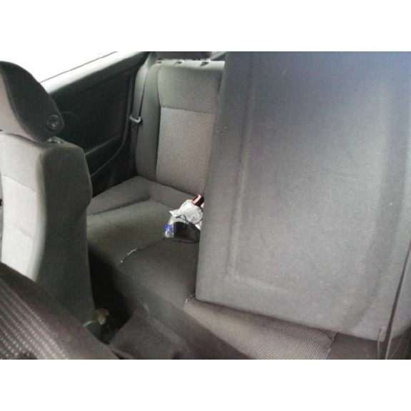 opel astra gtc del año 2005