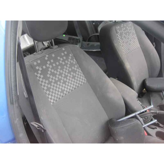 renault megane iii berlina 5 p del año 2013