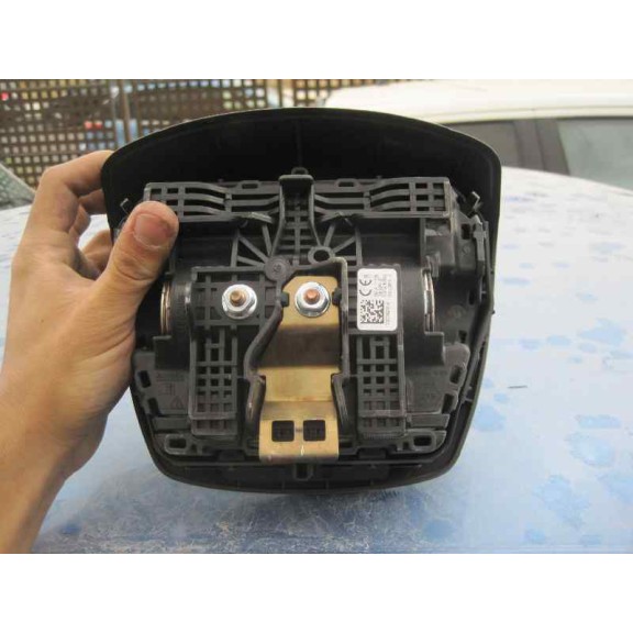 renault megane iii berlina 5 p del año 2013