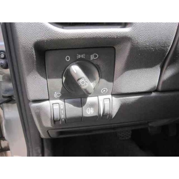 opel corsa c del año 2003