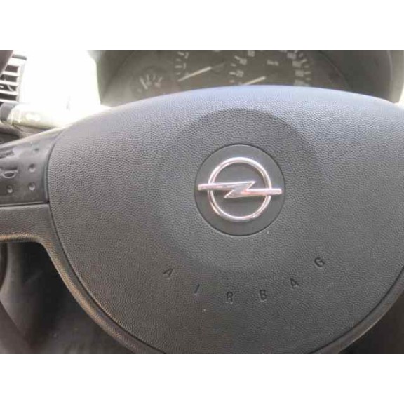 opel corsa c del año 2003