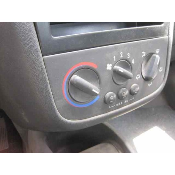 opel corsa c del año 2003