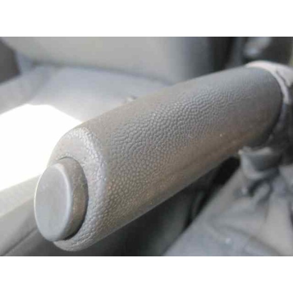 opel corsa c del año 2003