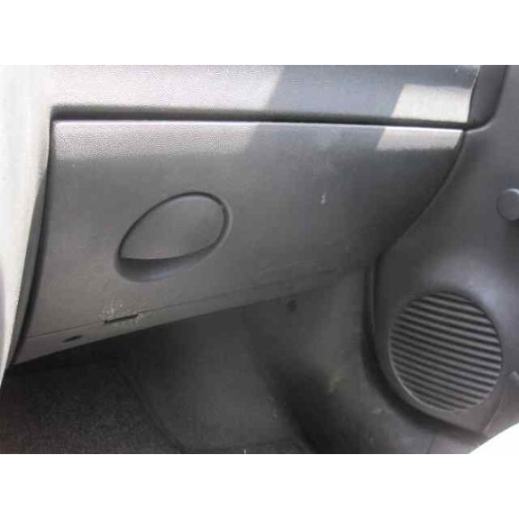 opel corsa c del año 2003