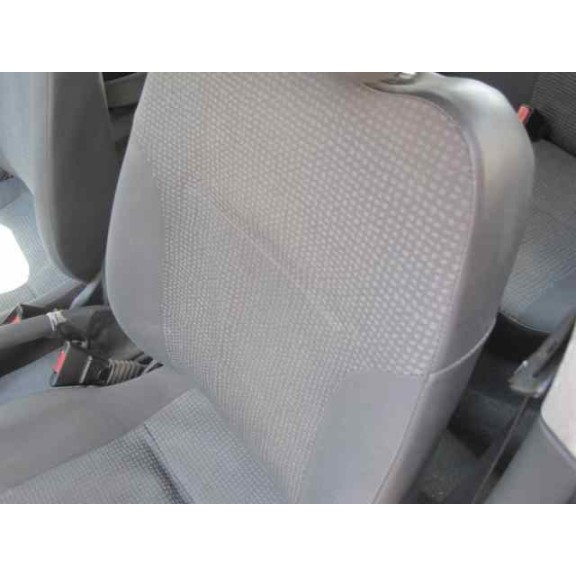 opel corsa c del año 2003