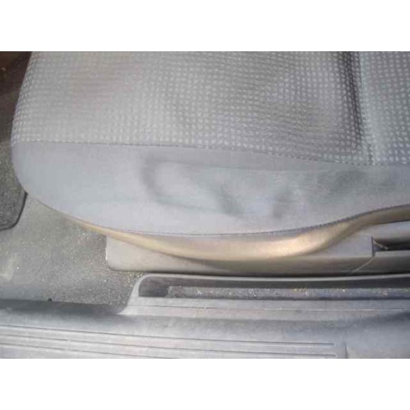 opel corsa c del año 2003