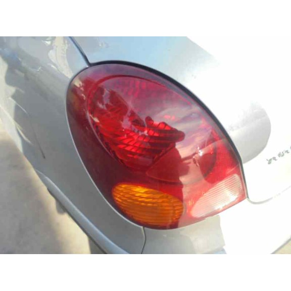 toyota corolla (e11) del año 2000