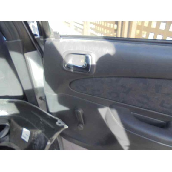 toyota corolla (e11) del año 2000