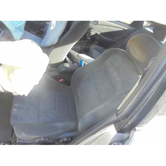 toyota corolla (e11) del año 2000