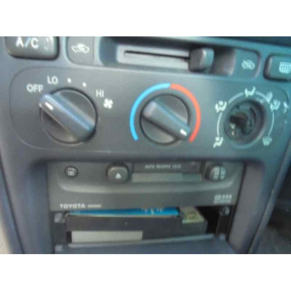 toyota corolla (e11) del año 2000