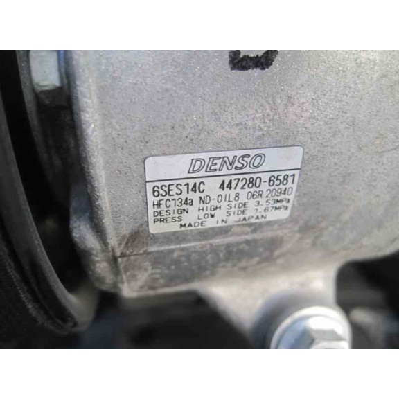 toyota auris del año 2014