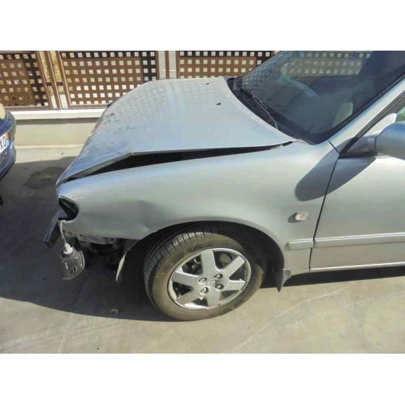 toyota corolla (e11) del año 2000