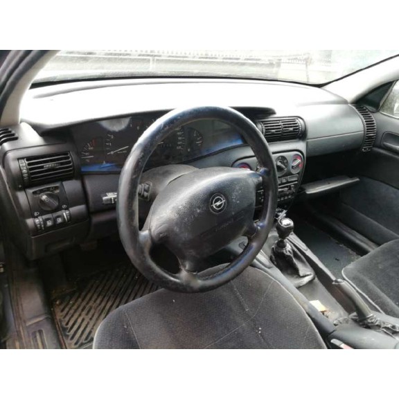 opel omega b del año 1996