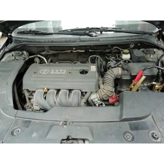 toyota avensis berlina (t25) del año 2005