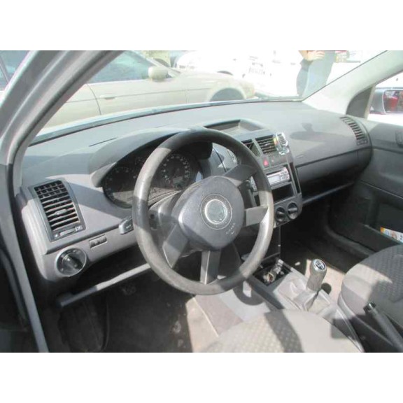 volkswagen polo (9n1) del año 2004