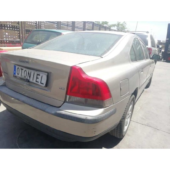 volvo s60 berlina del año 2003