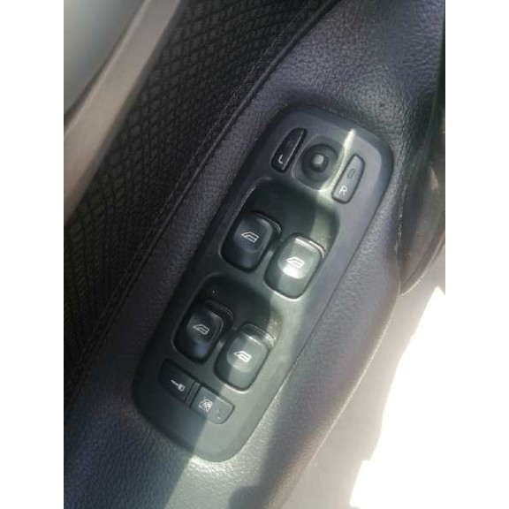 volvo s60 berlina del año 2003