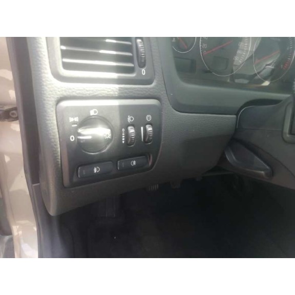 volvo s60 berlina del año 2003