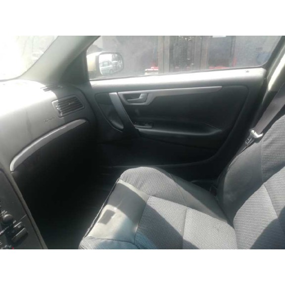 volvo s60 berlina del año 2003