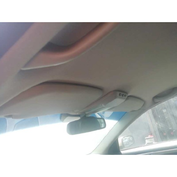 volvo s60 berlina del año 2003