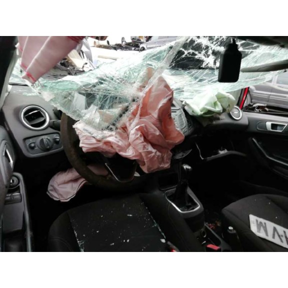 ford fiesta (ccn) del año 2014