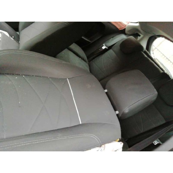 ford fiesta (ccn) del año 2014