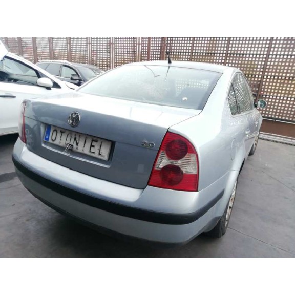 volkswagen passat berlina (3b3) del año 2001