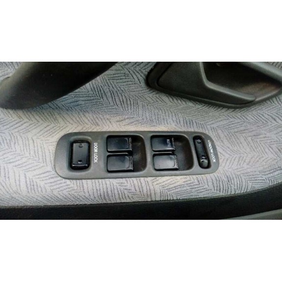 suzuki liana rh (er) del año 2002