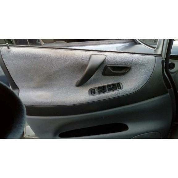 suzuki liana rh (er) del año 2002