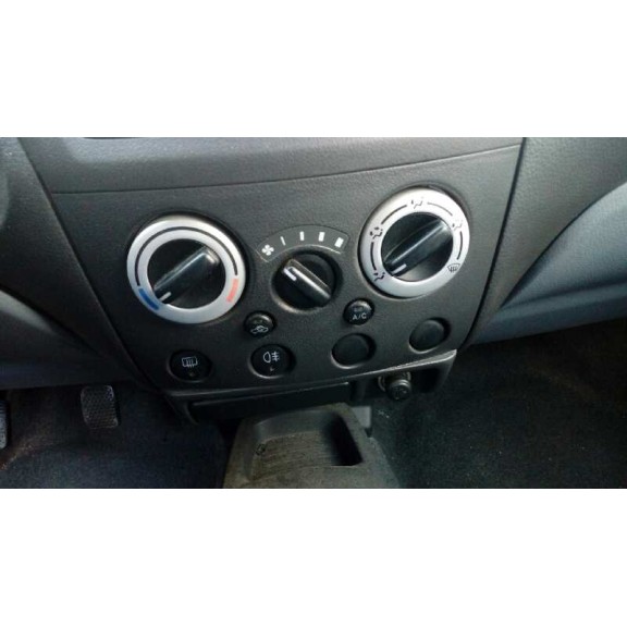 suzuki liana rh (er) del año 2002