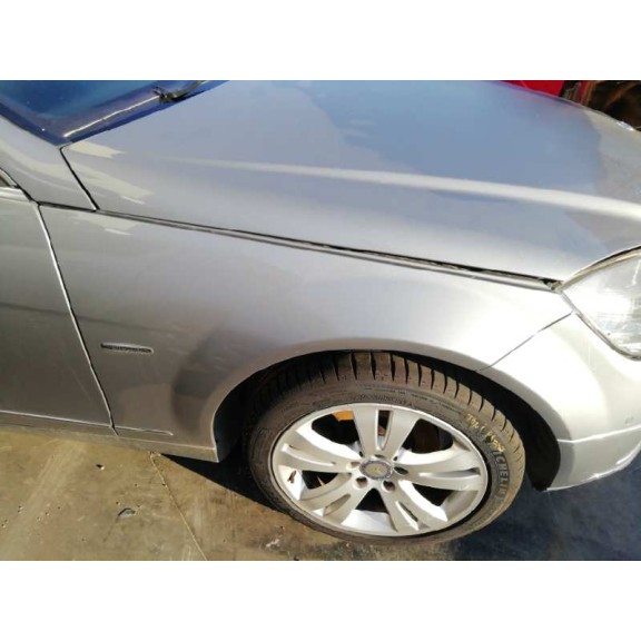 mercedes-benz clase c (w204) berlina del año 2009