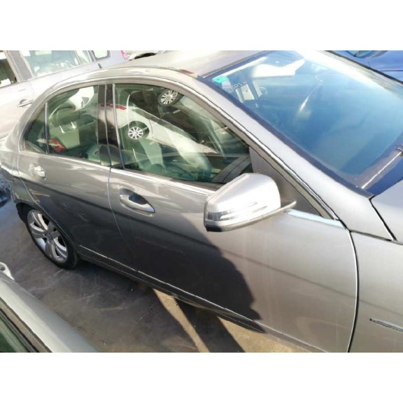 mercedes-benz clase c (w204) berlina del año 2009