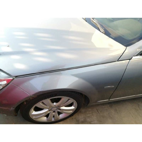 mercedes-benz clase c (w204) berlina del año 2009