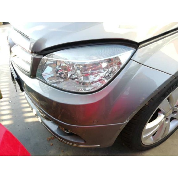 mercedes-benz clase c (w204) berlina del año 2009