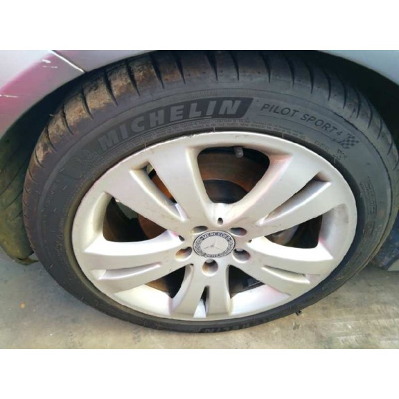 mercedes-benz clase c (w204) berlina del año 2009