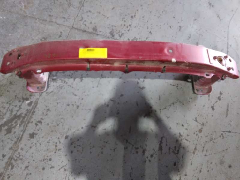 Recambio de refuerzo paragolpes delantero para toyota urban cruiser active referencia OEM IAM  ROJO 