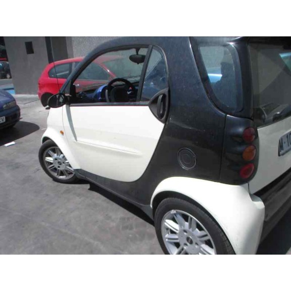 smart micro compact car del año 1999