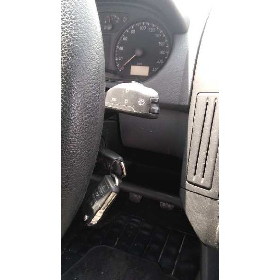 volkswagen polo (9n3) del año 2006