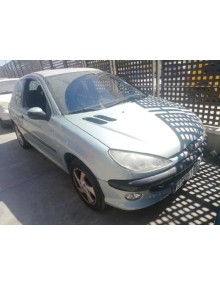 peugeot 206 berlina del año 2002